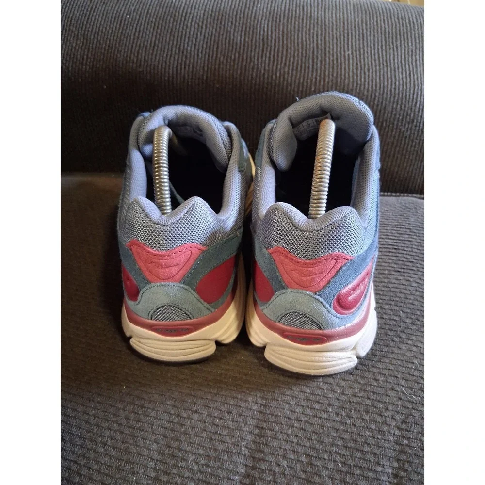 Saucony Progrid Omni 9 - Navy/Burgandy Mens‎ 8